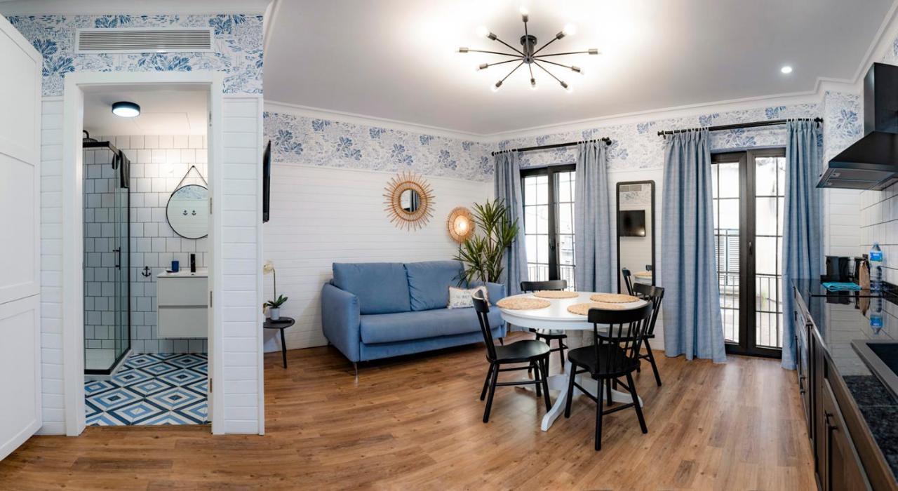 "Breeze" Aparthotel By Parrot'S House โยเรตเดมาร์ ภายนอก รูปภาพ