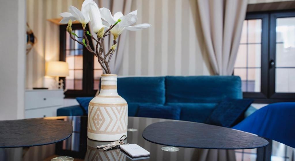 "Breeze" Aparthotel By Parrot'S House โยเรตเดมาร์ ภายนอก รูปภาพ