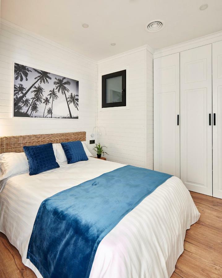 "Breeze" Aparthotel By Parrot'S House โยเรตเดมาร์ ภายนอก รูปภาพ